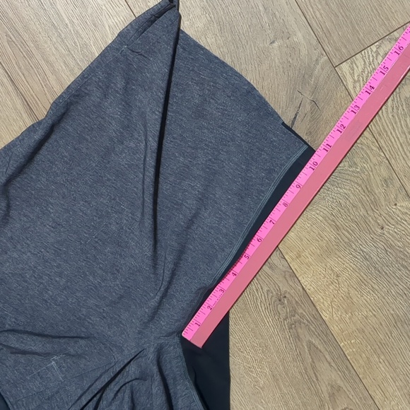 Lululemon T.H.E. Short Linerless Heathered Texture Printed Grey size Large - Picture 8 of 14